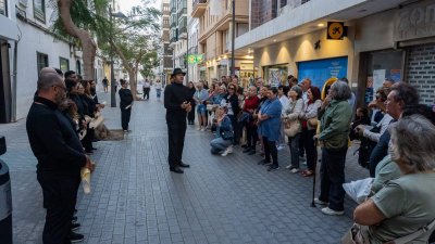 Teatralizado por la marina de Arrecife