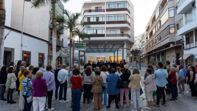 Teatralizado por la marina de Arrecife