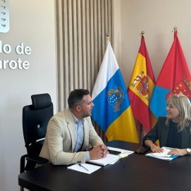 Reunión entre la presidenta de la CEL y el vicepresidente del Cabildo Lanzarote