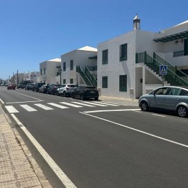 Pasos de peatones a arreglar en Yaiza