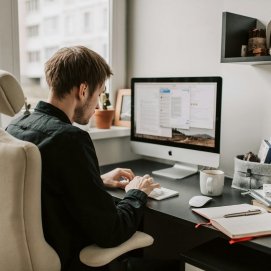 Autónomo trabajando