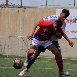La UD Lanzarote tira de efectividad y galones para  imponerse a la UD Tamaraceite