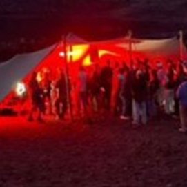 La fiesta montada en el espacio protegido en La Geria