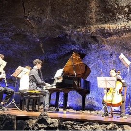 Concierto del alumnado del Salvador en la Cueva de Los Verdes
