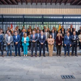 Representantes del Gobierno de Canarias y los 47 municipios menos poblados de Canarias