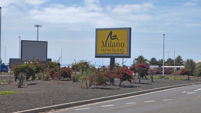Estado de los jardines del Aeropuerto de Lanzarote