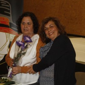 Rosa María (izda) junto a Nieves Rosa (Fotos: La Voz)