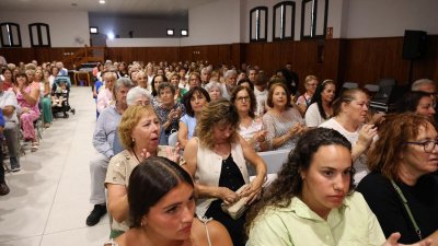 Homenaje a Francisco José Navarro en Mácher. Foto: La Voz
