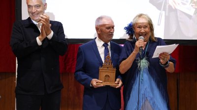 Homenaje a Francisco José Navarro en Mácher. Foto: La Voz