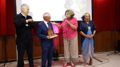 Homenaje a Francisco José Navarro en Mácher. Foto: La Voz