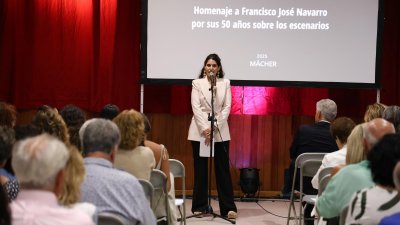 Homenaje a Francisco José Navarro en Mácher. Foto: La Voz