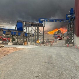 Imágenes del incendio del vertedero de Zonzamas