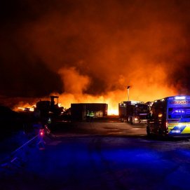 Fuego en el vertedero de Zonzamas 