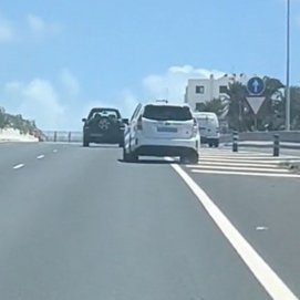 El taxista evitando el accidente en la LZ-2