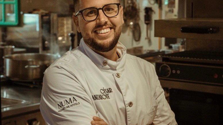 Santi Falcón en el restaurante del César Lanzarote.