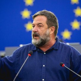 Manu Pineda, candidato de Izquierda Unida en la lista de Sumar para el Parlamento Europeo