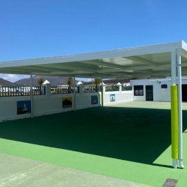 La pérgola del CEIP Uga en Yaiza