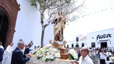 Procesión en honor a Nuestra Señora del Carmen de Teguise. Foto: La Voz