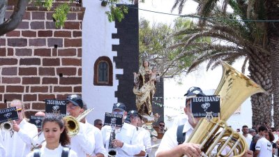 Procesión en honor a Nuestra Señora del Carmen de Teguise. Foto: La Voz