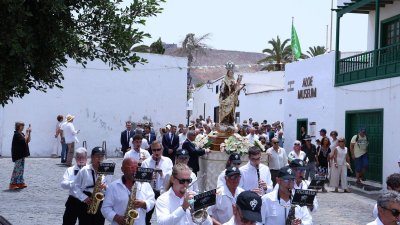 Procesión en honor a Nuestra Señora del Carmen de Teguise. Foto: La Voz
