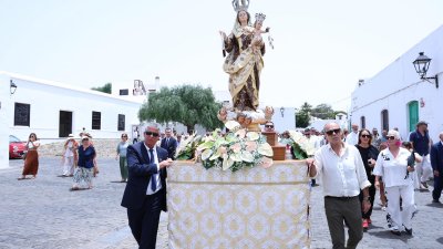 Procesión en honor a Nuestra Señora del Carmen de Teguise. Foto: La Voz