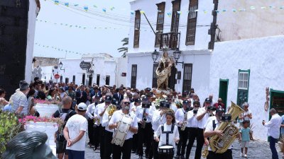 Procesión en honor a Nuestra Señora del Carmen de Teguise. Foto: La Voz