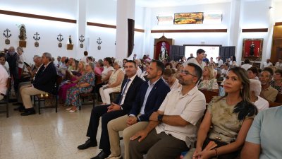 Procesión en honor a la Virgen del Carmen en Valterra