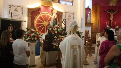 Procesión en honor a la Virgen del Carmen en Valterra