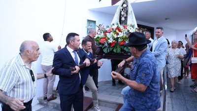 Procesión en honor a la Virgen del Carmen en Valterra