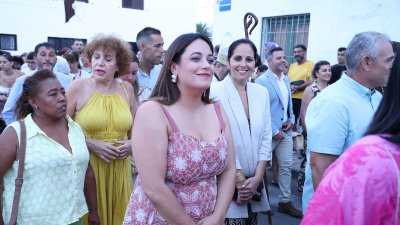 Procesión en honor a la Virgen del Carmen en Valterra