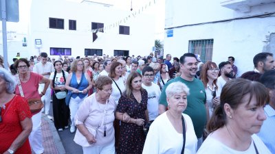 Procesión en honor a la Virgen del Carmen en Valterra