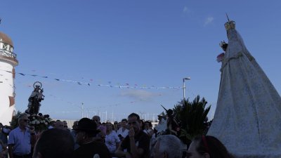 Procesión en honor a Nuestra Señora del Carmen