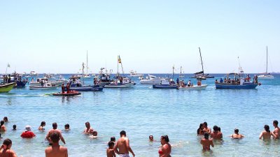 Procesión marítima de honra a la Virgen del Carmen
