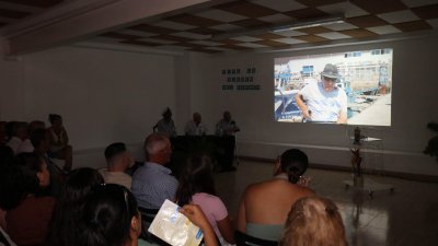 Homenaje a los marineros