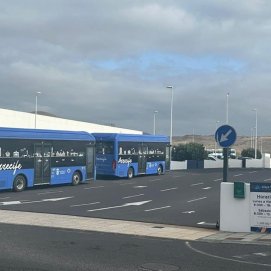 Las nuevas guaguas de Arrecife (Foto: Archivo)