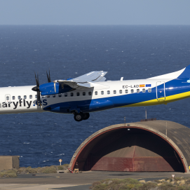 Aterrizaje de un avión de Canaryfly