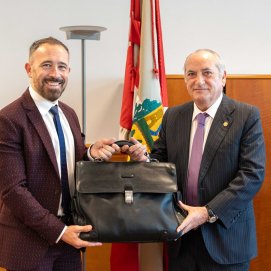 El nuevo consejero vasco de Vivienda recibió la cartera de su antecesor el pasado 25 de junio