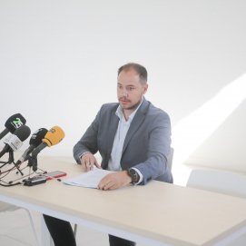 Ginés González en una rueda de prensa. Foto: Juan Mateos.