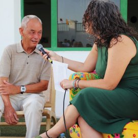 Playa Blanca homenajea al vecino Aquilino Martín en sus fiestas del Carmen