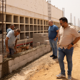 Echedey Eugenio, primer teniente alcalde de Arrecife, durante una visita a las obras