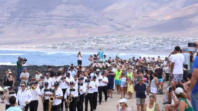Procesión del Sagrado Corazón de María en Famara, 2025