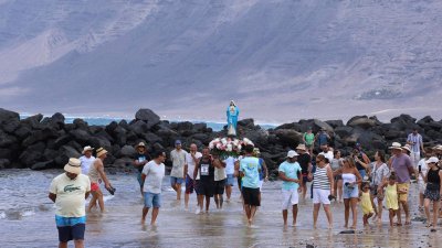 Procesión del Sagrado Corazón de María en Famara, 2025