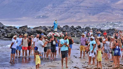 Procesión del Sagrado Corazón de María en Famara, 2025