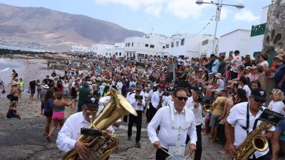 Procesión del Sagrado Corazón de María en Famara, 2025