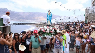 Procesión del Sagrado Corazón de María en Famara, 2025