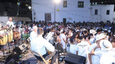 Noche de Parrandas en Caleta de Caballo, 2025