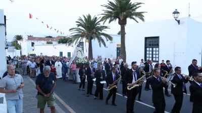 Procesión en honor a la Virgen de Los Remedios. Foto: La Voz