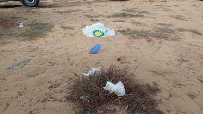 Residuos tras las fiestas locales de Lanzarote. Foto: Papacría.