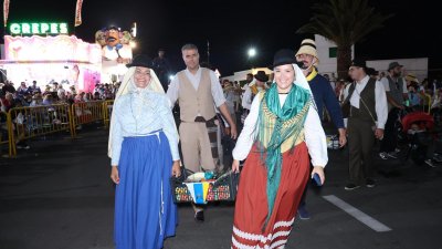Ofrendas a la Virgen de Los Dolores. Fotos: La Voz.