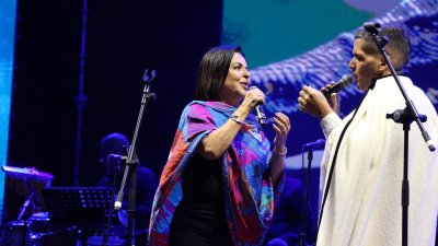 Concierto de Los Sabandeños, Olga Cerpa y Mestisay. Fotos: La Voz.